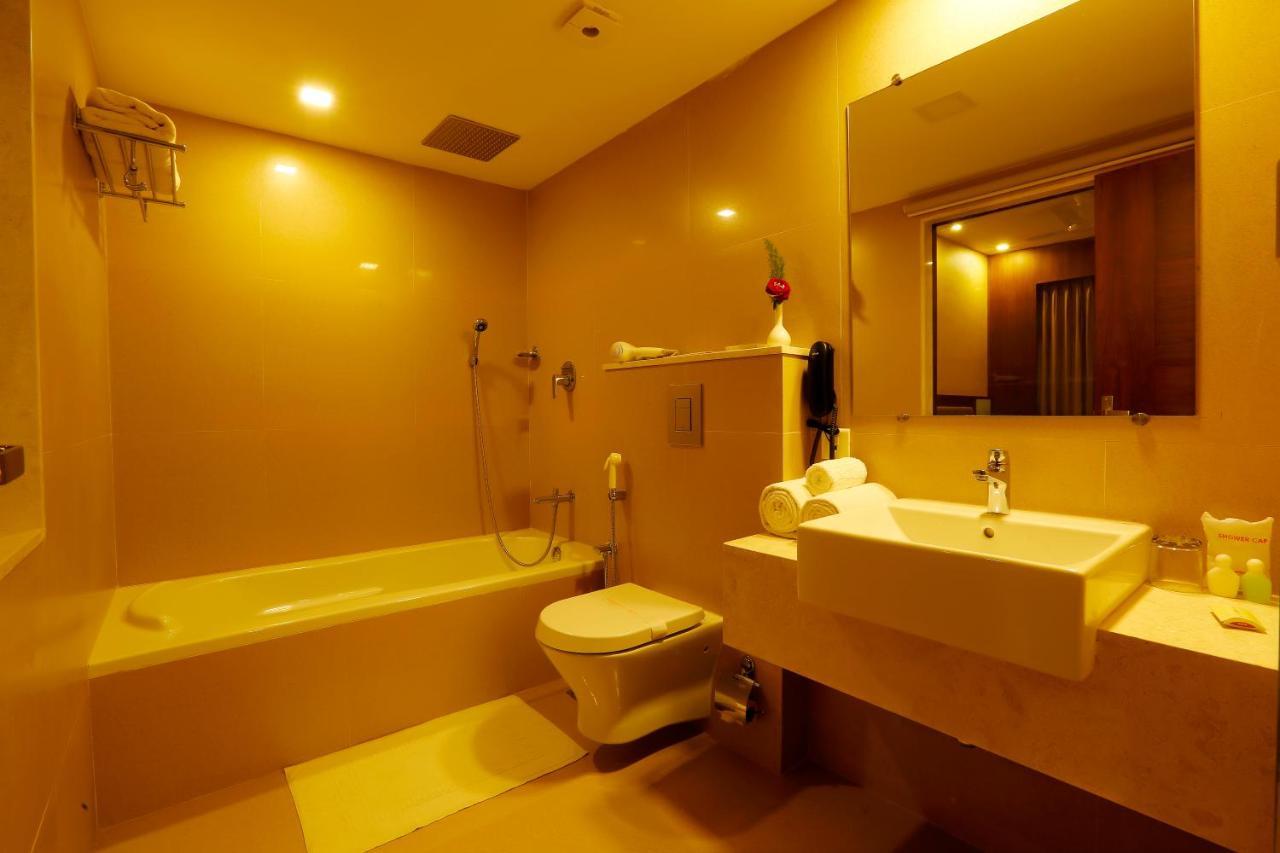 Hotel Arcadia Regency Alappuzha Ngoại thất bức ảnh