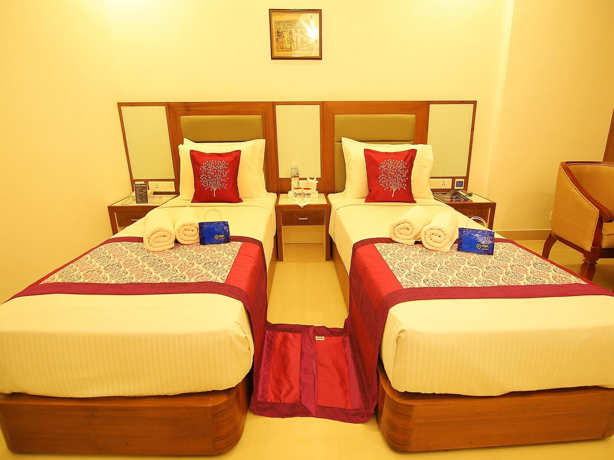 Hotel Arcadia Regency Alappuzha Ngoại thất bức ảnh